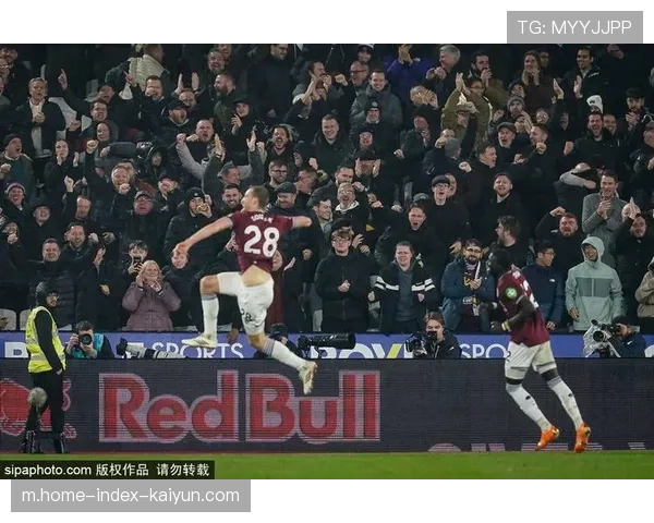 舍什科替补绝平当选全场最佳 曼联高中锋成救场奇兵